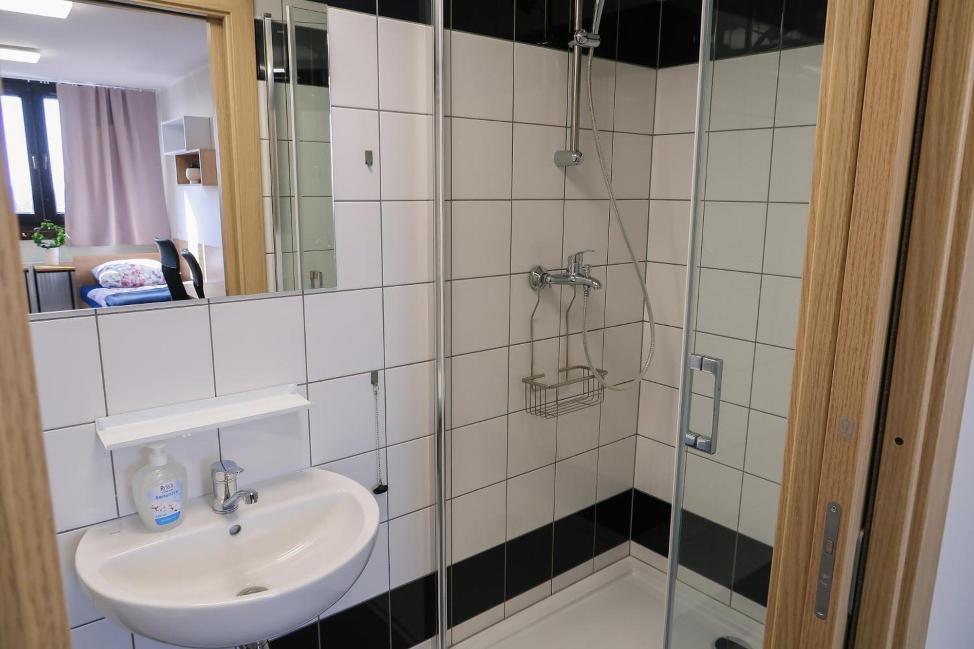 Dom Studencki Arka Hostel Wrocław Kültér fotó